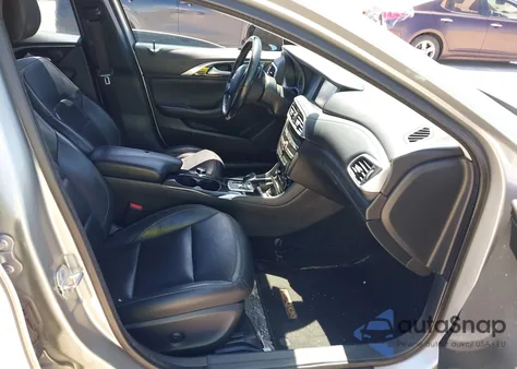 2017 Infiniti Qx30 Luxury from USA, damaged, VIN SJKCH5CP3HA033346